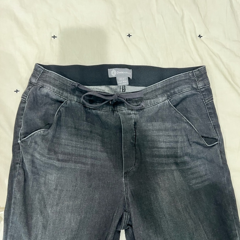 Democracy Tie Jeans